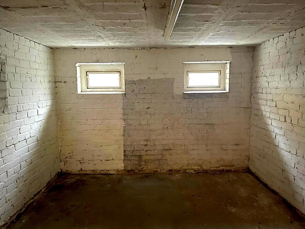 SOLIDE ALTERSVORSORGE | 3 Raumwohnung mit Duschbad und Balkon zum Renovieren.