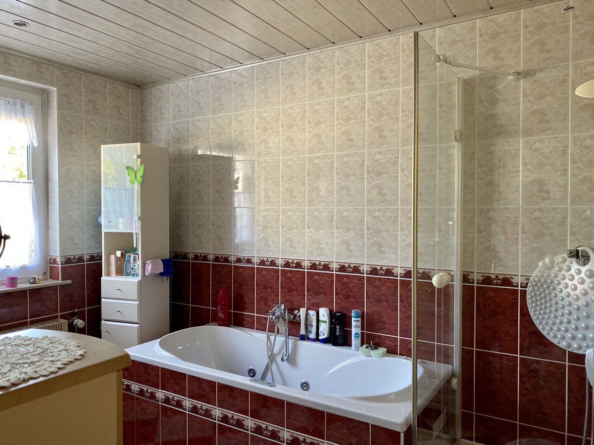 RESERVIERT | Haus mit Platz für zwei Familien