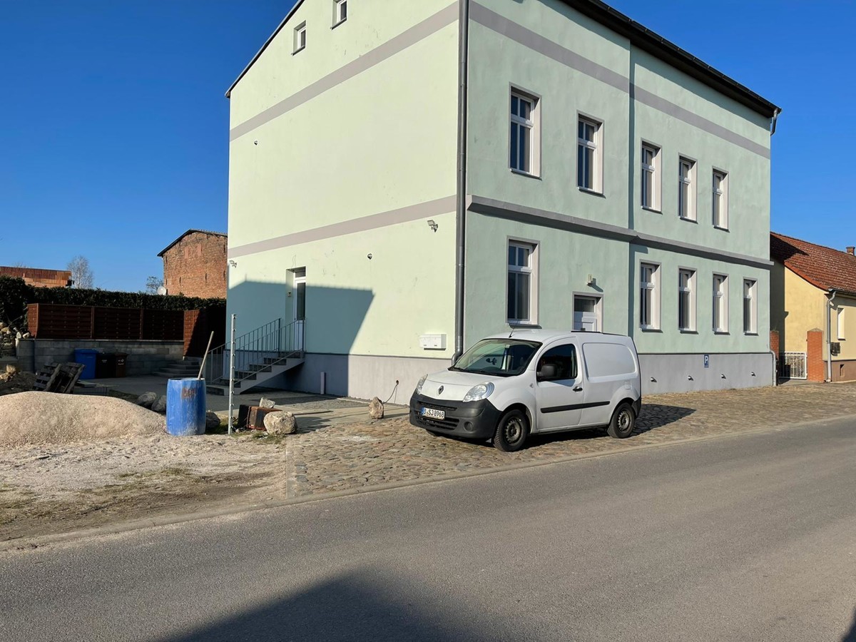 SANIERT | Zweifamilienhaus unweit vom See mit gehobener Ausstattung in Werneuchen-Löhme