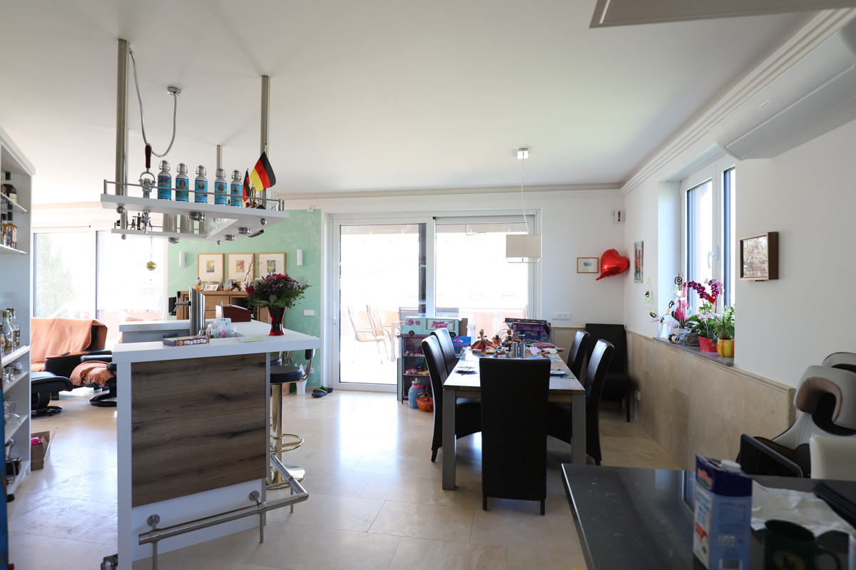 MEDITERRANE VILLA | Mit exklusiver Ausstattung und interessantem Hang-Grundstück