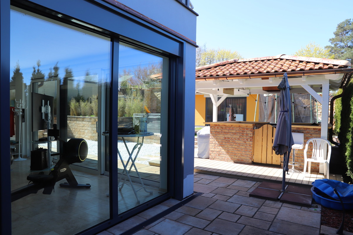 MEDITERRANE VILLA | Mit exklusiver Ausstattung und interessantem Hang-Grundstück