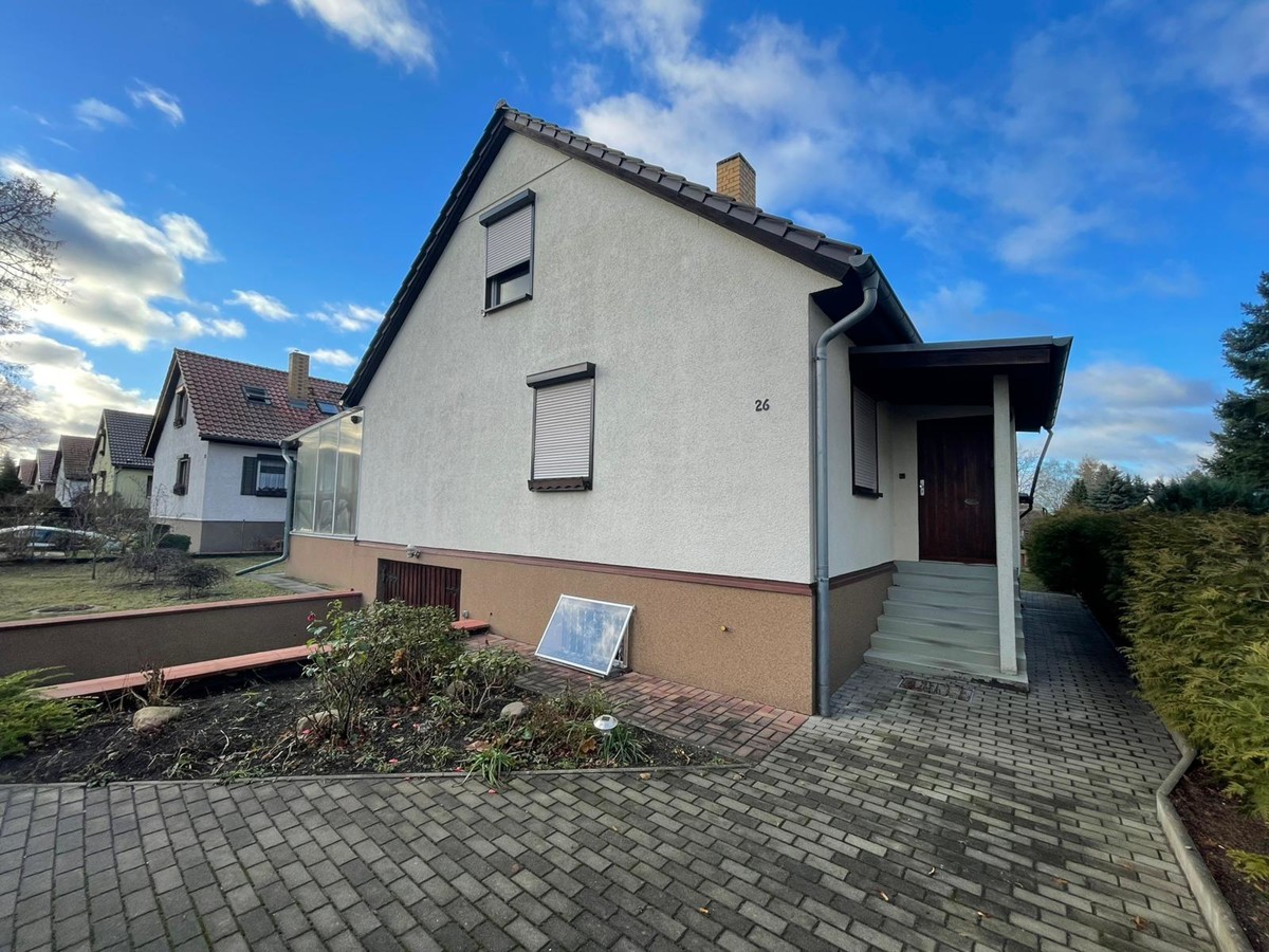 VOLLKELLER | Charmantes und gepflegtes Einfamilienhaus in ruhiger Hennickendorfer LAGE