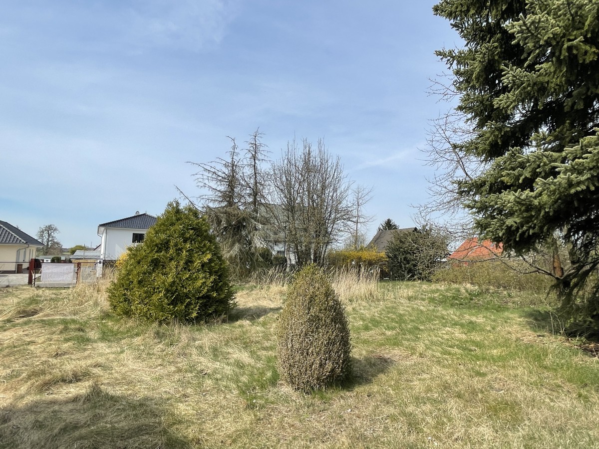 RESERVIERT | stadtnahes Grundstück auf Wunsch mit Bauträgerangebot auch für 2 Stadthäuser