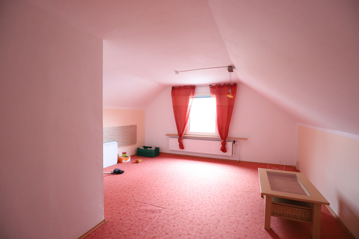 RUHIG UND GRÜN WOHNEN | Charmantes und gepflegtes Einfamilienhaus mit Vollkeller in Hennickendorf