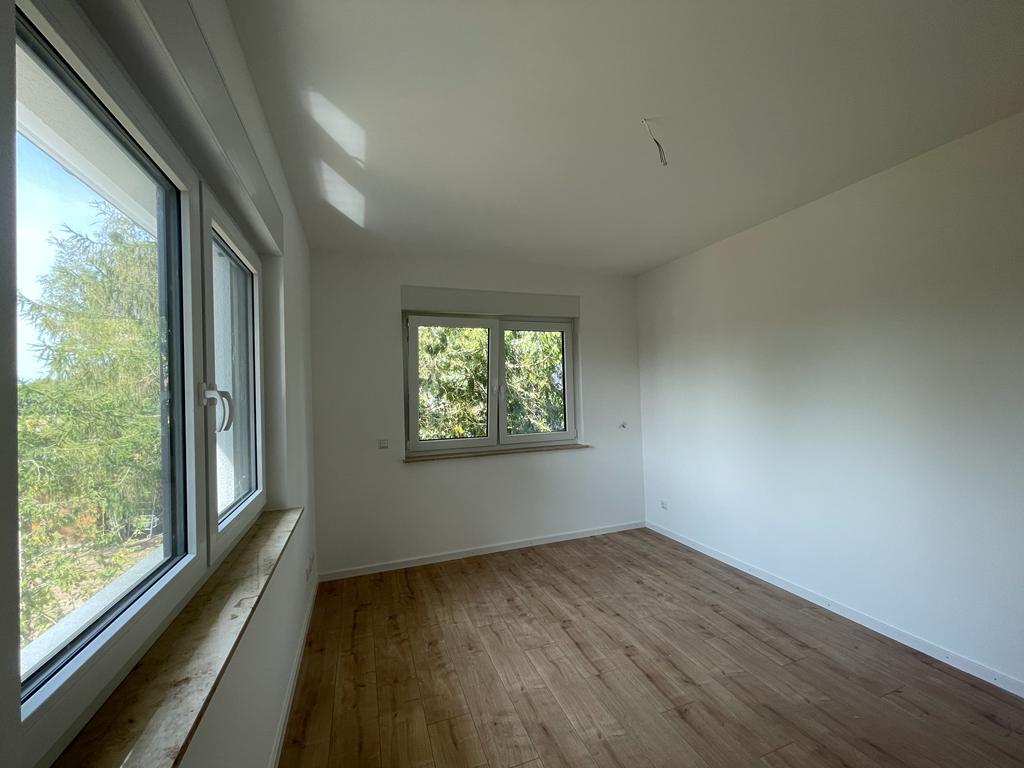 PROVISIONSFREI | Neubau Doppelhaushälfte (2 Vollgeschosse) zum Einzug Sommer 2022