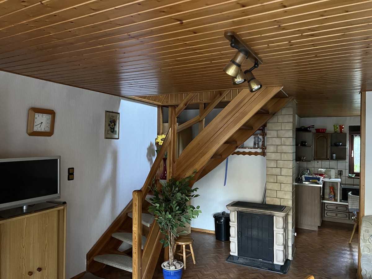 PROVISIONSFREI | Idyllisches Grundstück mit einer Finnhütte und Garage
