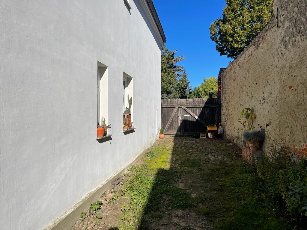 MODERNISIERUNGSOBJEKT | Historisches Mehrfamilienhaus im Herzen von Werneuchen
