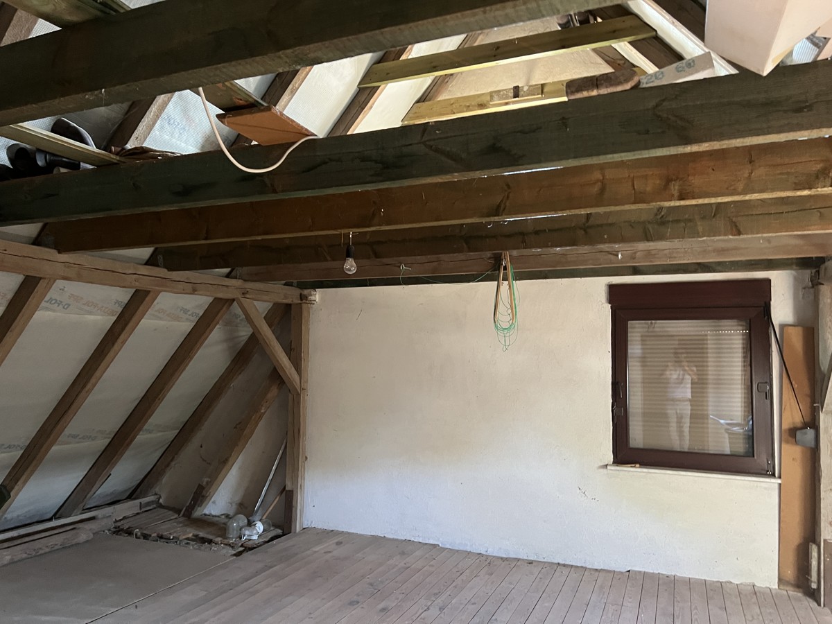 PROVISIONSFREI | Einfamilienhaus zum Ausbau auf 4910qm Grundstück
