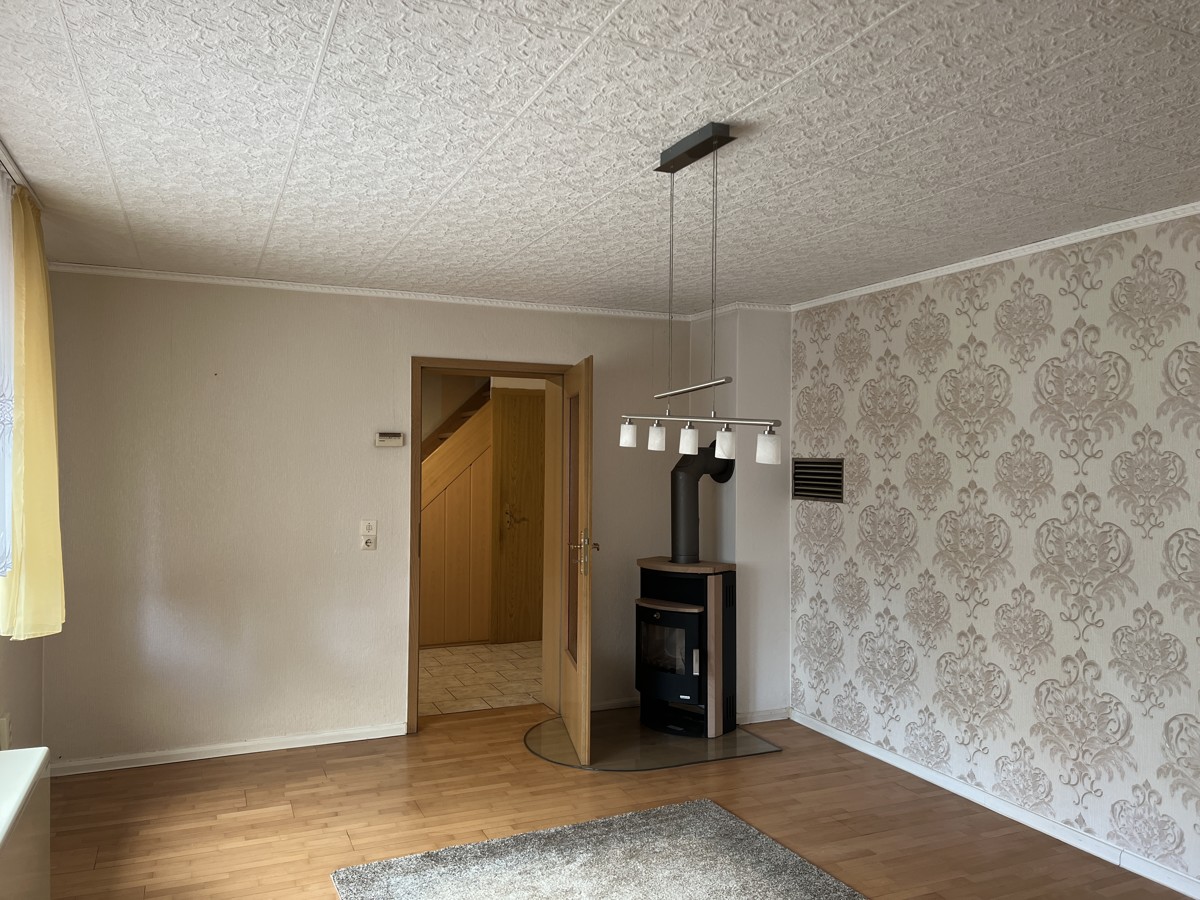 PROVISIONSFREI | Einfamilienhaus zum Ausbau auf 4910qm Grundstück