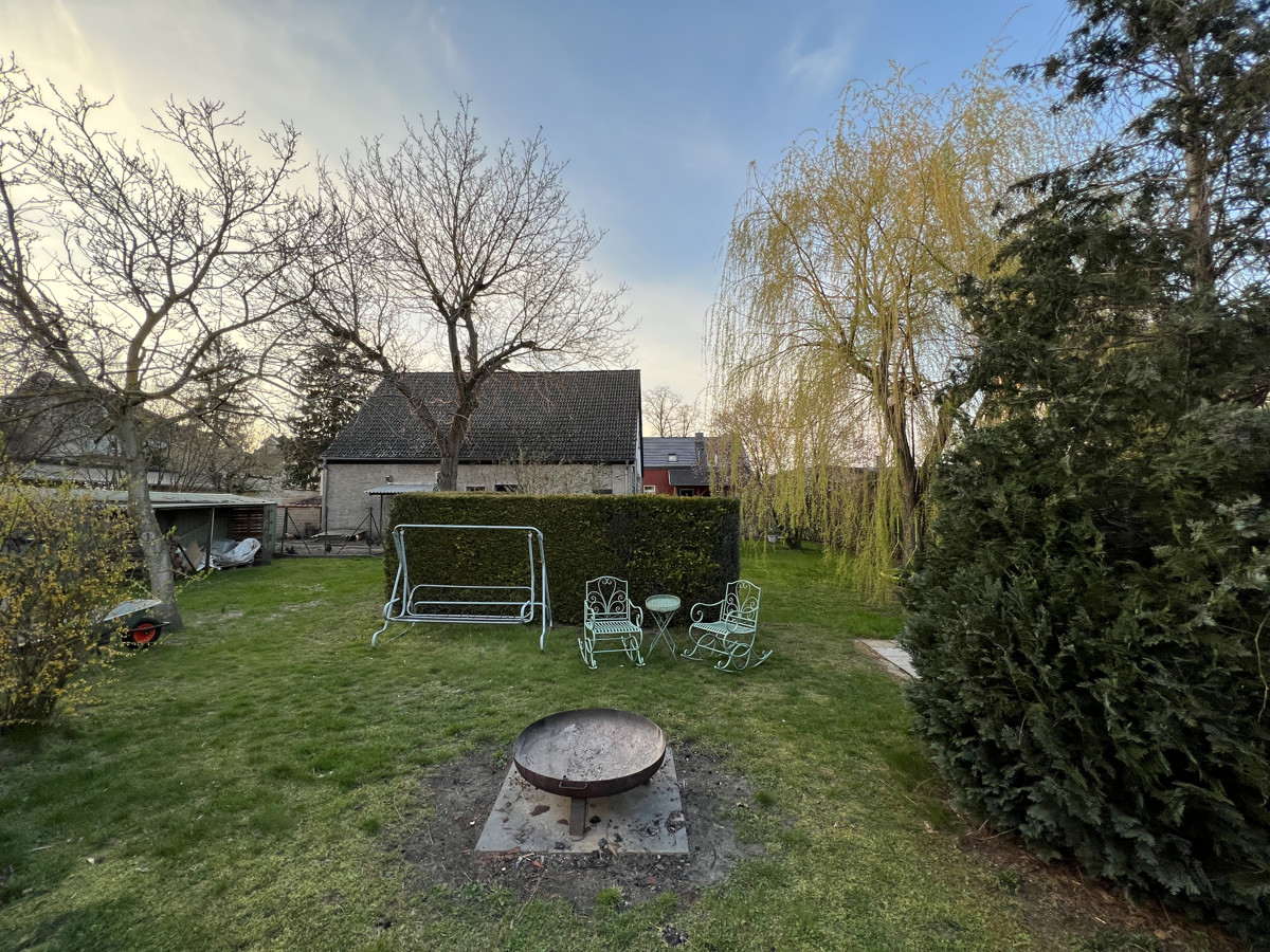 MODERNISIERT | Provisionsfreies Einfamilienhaus mit Scheune auf großem Grundstück