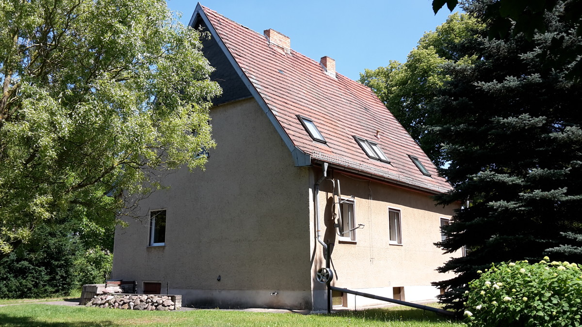 PROVISIONSFREI | Zweifamilienhaus mit Vollkeller, Scheune, Garage - ruhige Wohnlage in Rudolfshöhe