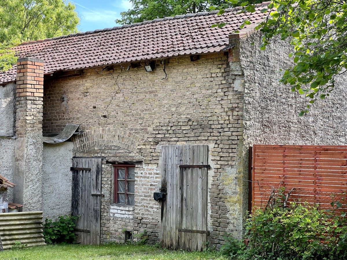 PROVISIONSFREI | Zweifamilienhaus mit Vollkeller, Scheune, Garage - ruhige Wohnlage in Rudolfshöhe