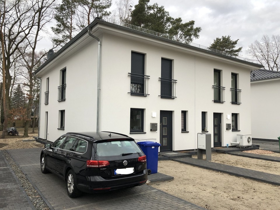PROVISIONSFREI | Zwei vermietete Doppelhaushälften