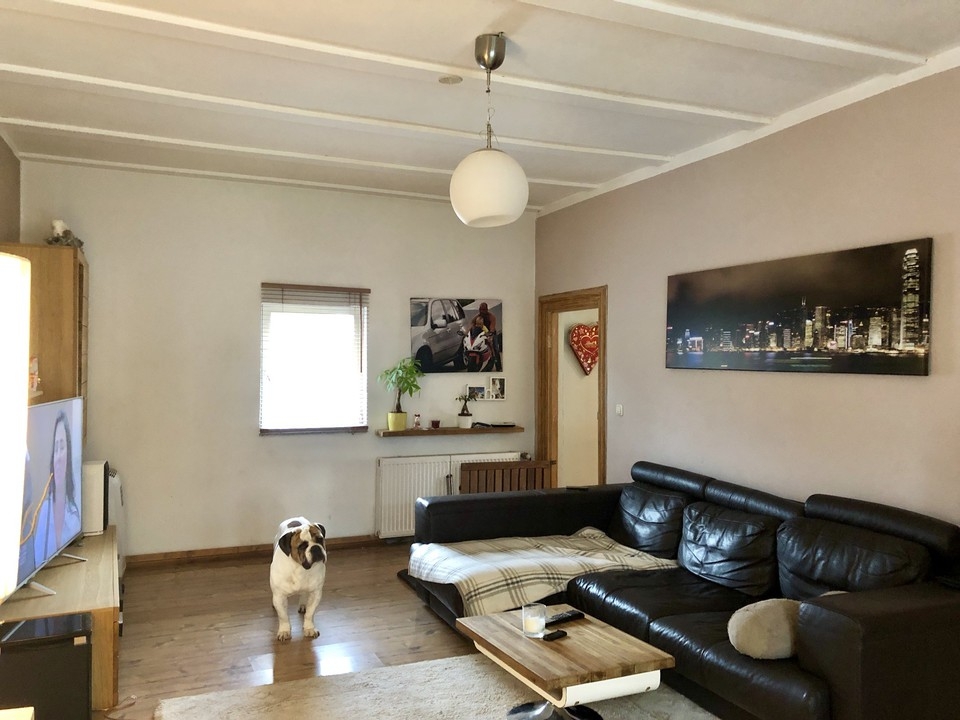 RESERVIERT | Ausbauhaus auf halbem Grundstück im Musikantenviertel