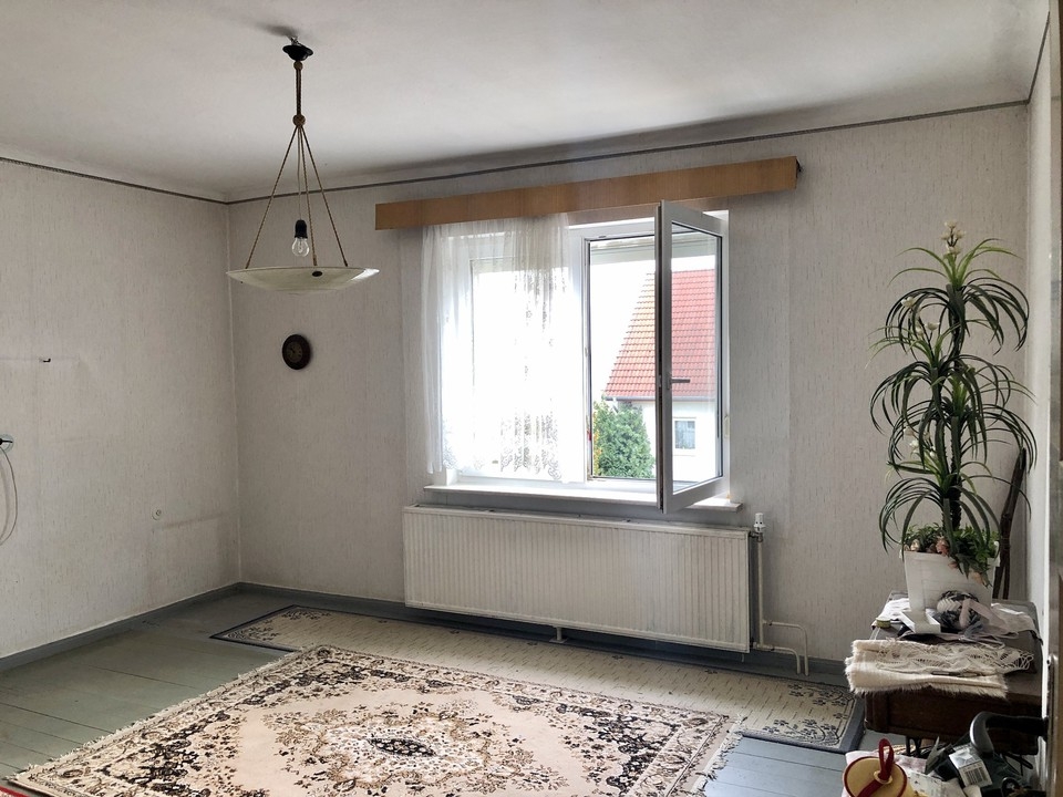 AUSBAUHAUS | Doppelhaushälfte zum Sanieren mit großem Grundstück