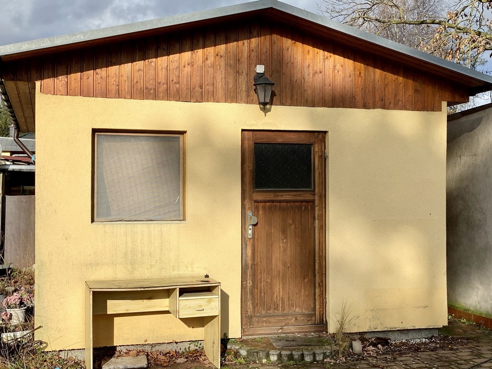 RESERVIERT | Kleiner Bungalow mit Holzhaus am Waldesrand