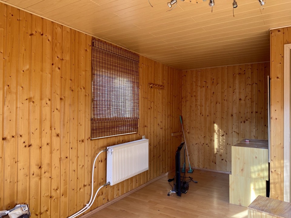 RESERVIERT | Kleiner Bungalow mit Holzhaus am Waldesrand
